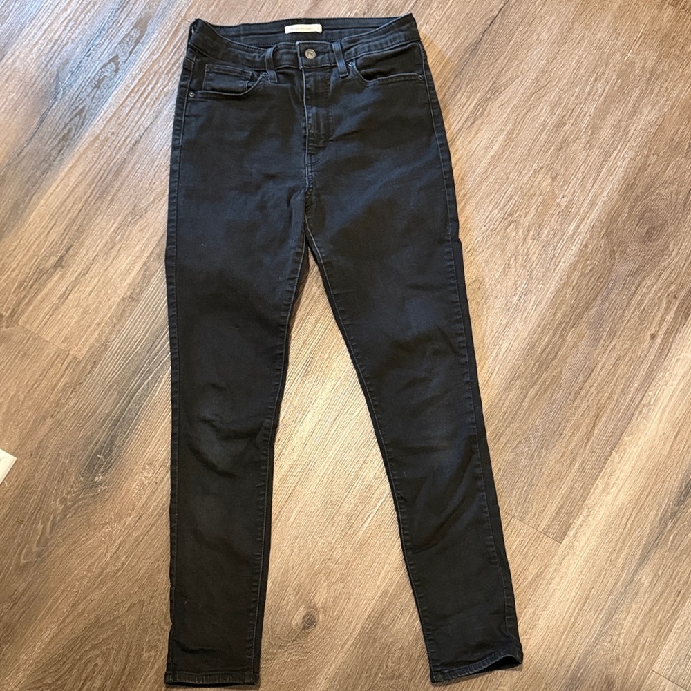 Levi's Women's Dark Charcoal Skinny Jeans